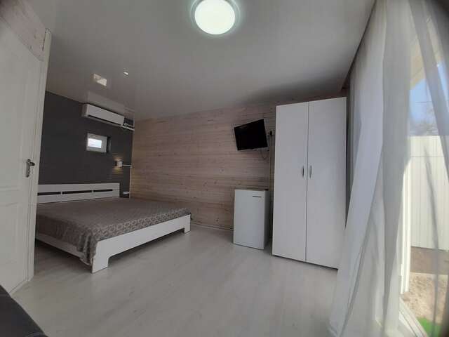 Апартаменты Коттеджный двор Бердянск-8