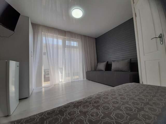 Апартаменты Коттеджный двор Бердянск-9